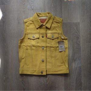 YELLOW LEVI COWGIRL VEST